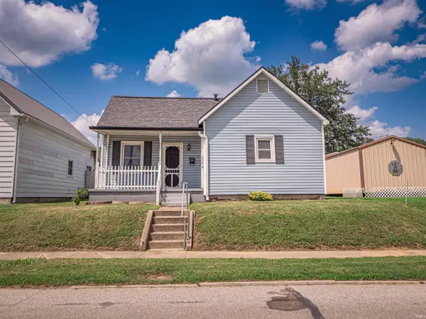 1206 E Walnut Street, Washington, IN 47501