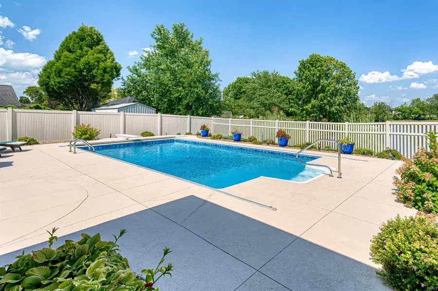 1000 Kingswood Drive, Evansville, IN 47715 - #3