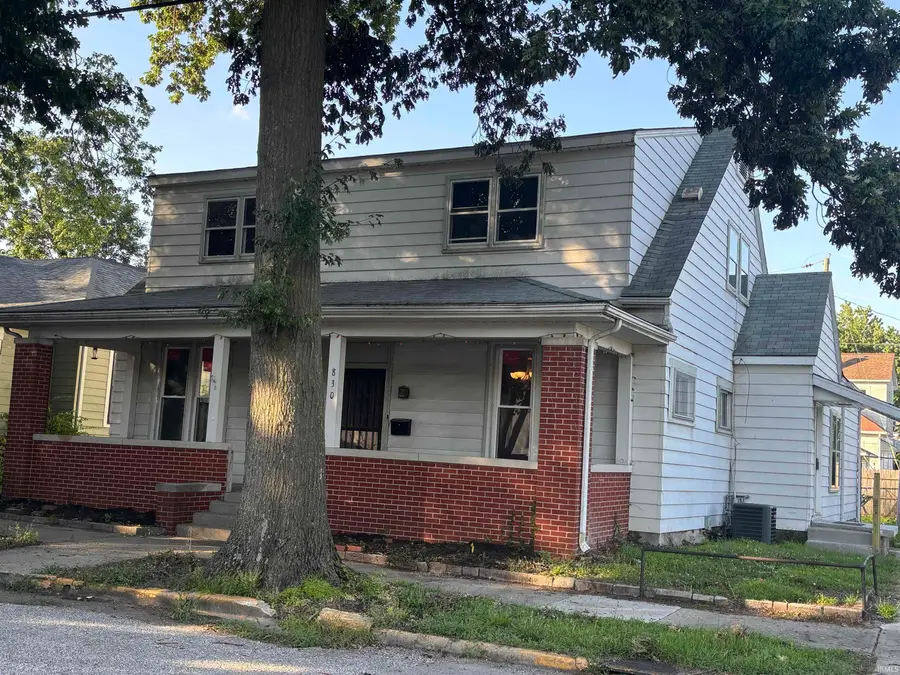 830 Perry Street, Vincennes, IN 47591 - #2