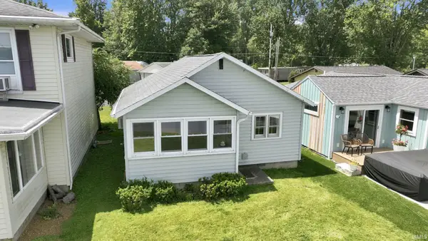 626 E Lakewood Avenue, Warsaw, IN 46580