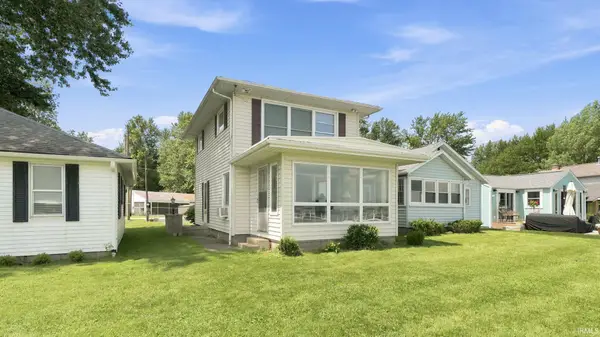 628 E Lakewood Avenue, Warsaw, IN 46580