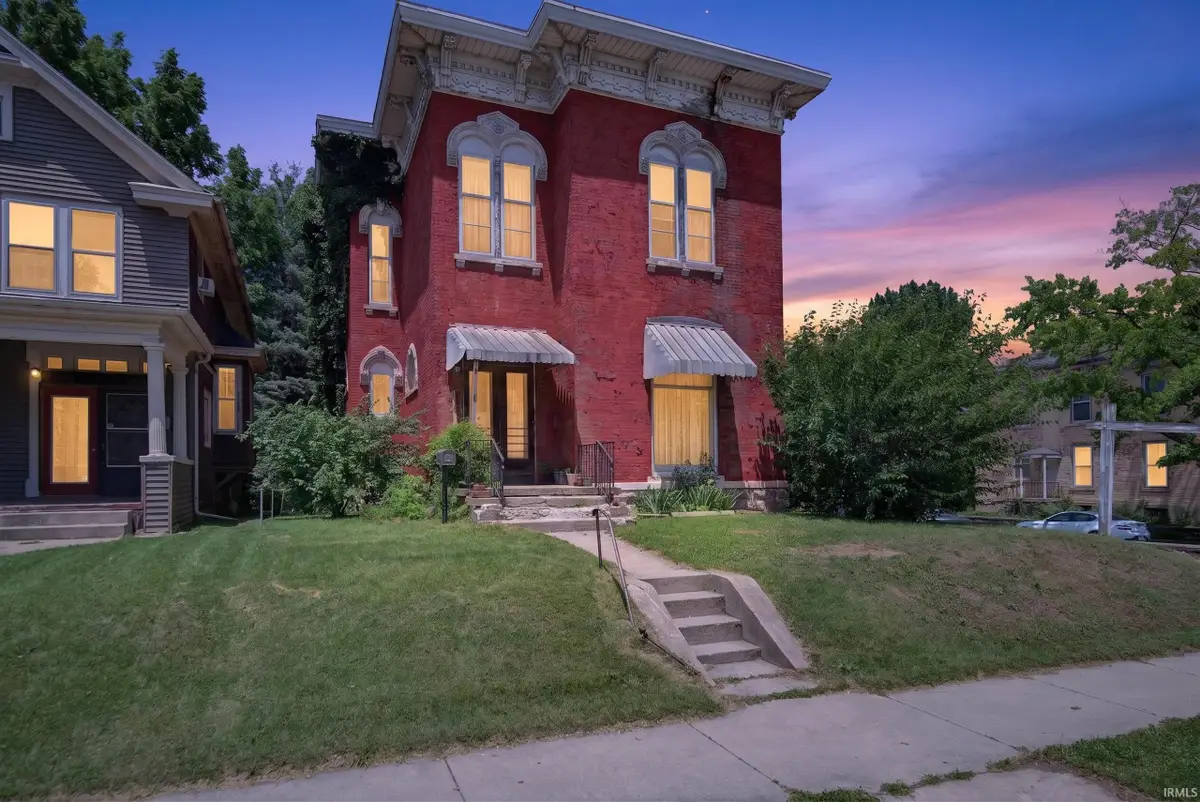 1012 E Broadway, Logansport, IN 46947 - #1