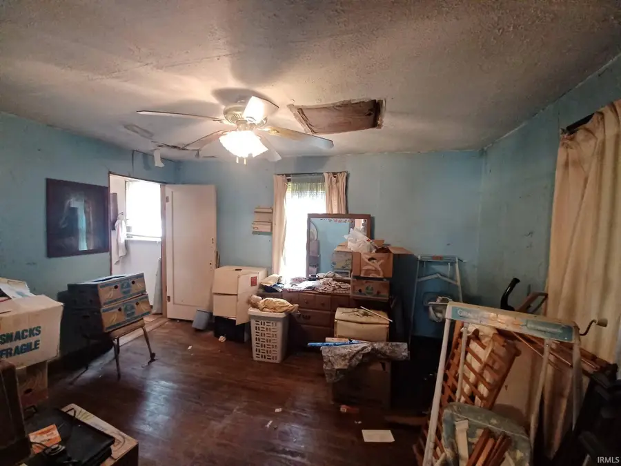 130 S Jefferson Street, Princeton, IN 47670 - #2