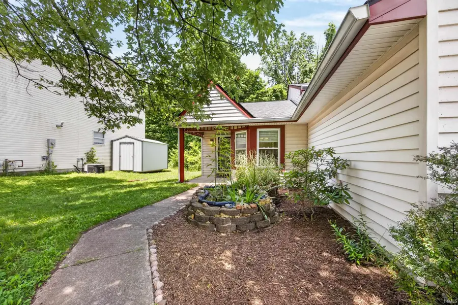 3606 W Woodhaven Drive, Bloomington, IN 47403 - #2