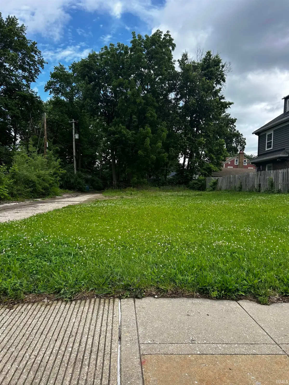 824 E 38th Street, Indianapolis, IN 46205 - #1