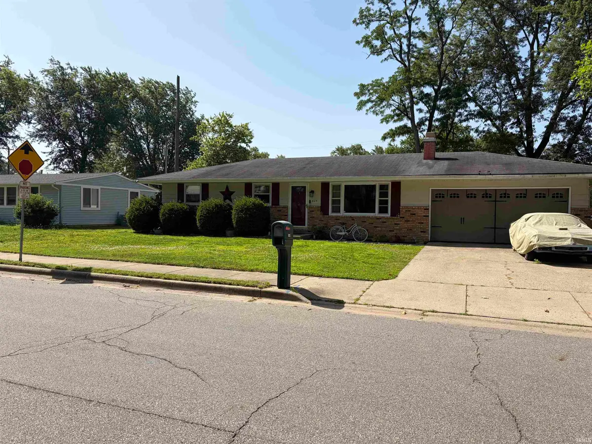 825 W Lowell Avenue, Mishawaka, IN 46545 - #1