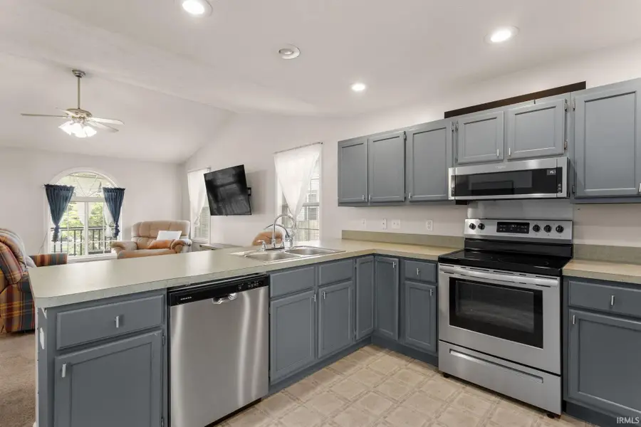 1218 S 34th Street, South Bend, IN 46615 - #3