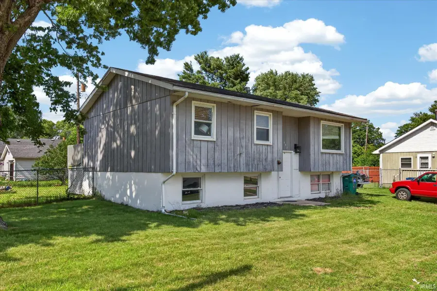 392 Fairmount Road, Kingsford Heights, IN 46346 - #2