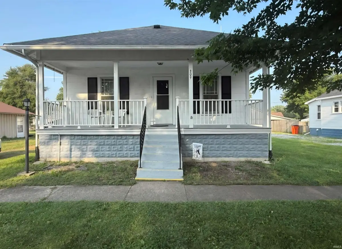 309 N Spruce Street, Monon, IN 47959 - #1