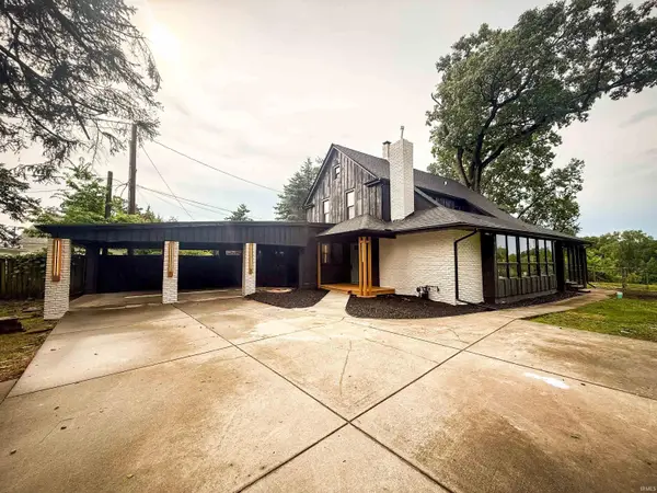 2304 Byerly Court, Mishawaka, IN 46544