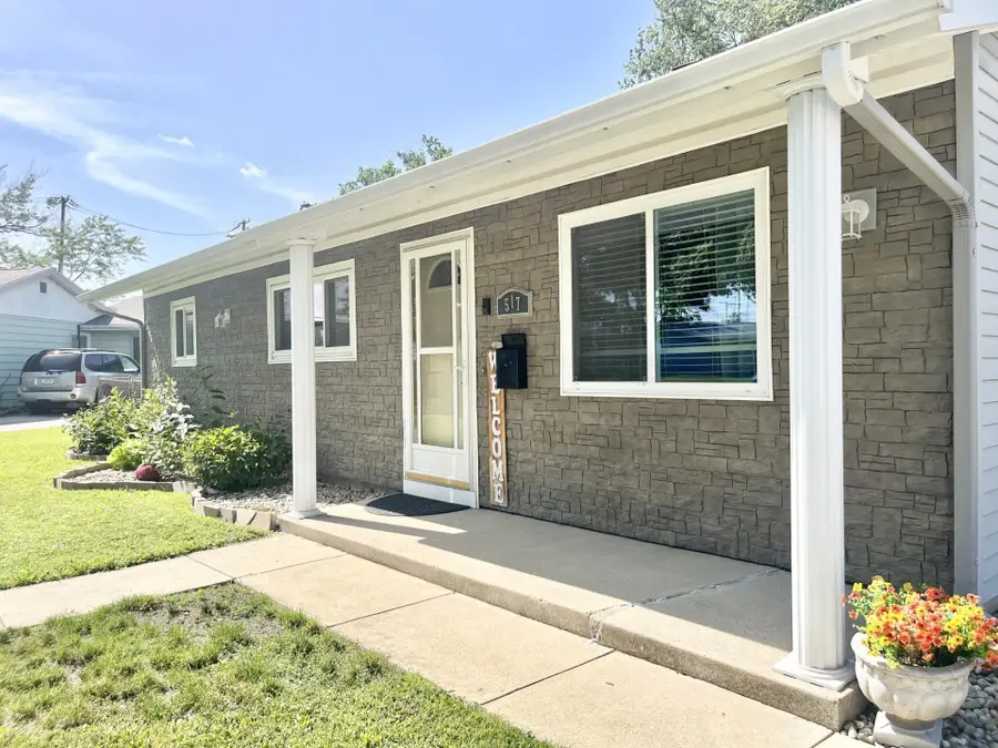 517 N Camden Drive, Fort Wayne, IN 46825 - #2