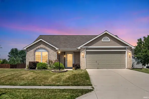 11925 Dark Hollow Court, Fort Wayne, IN 46818