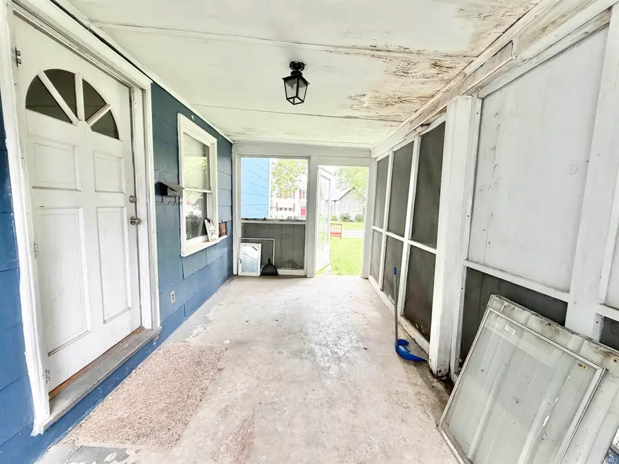 1527 High Street, Logansport, IN 46947 - #2