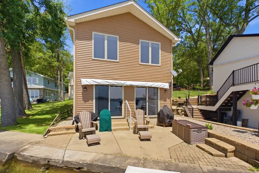 2687 W Sycamore Beach Road, Angola, IN 46703 - #2
