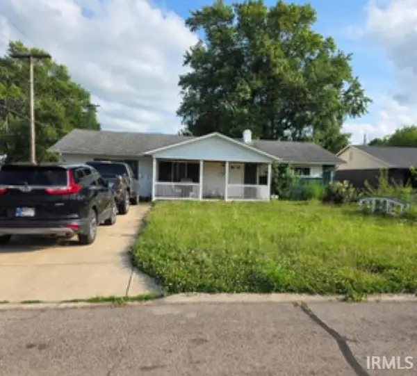 2001 W 10th Street, Muncie, IN 47302