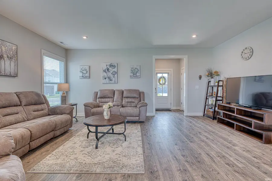 3127 Dowgate Drive, Newburgh, IN 47630 - #3