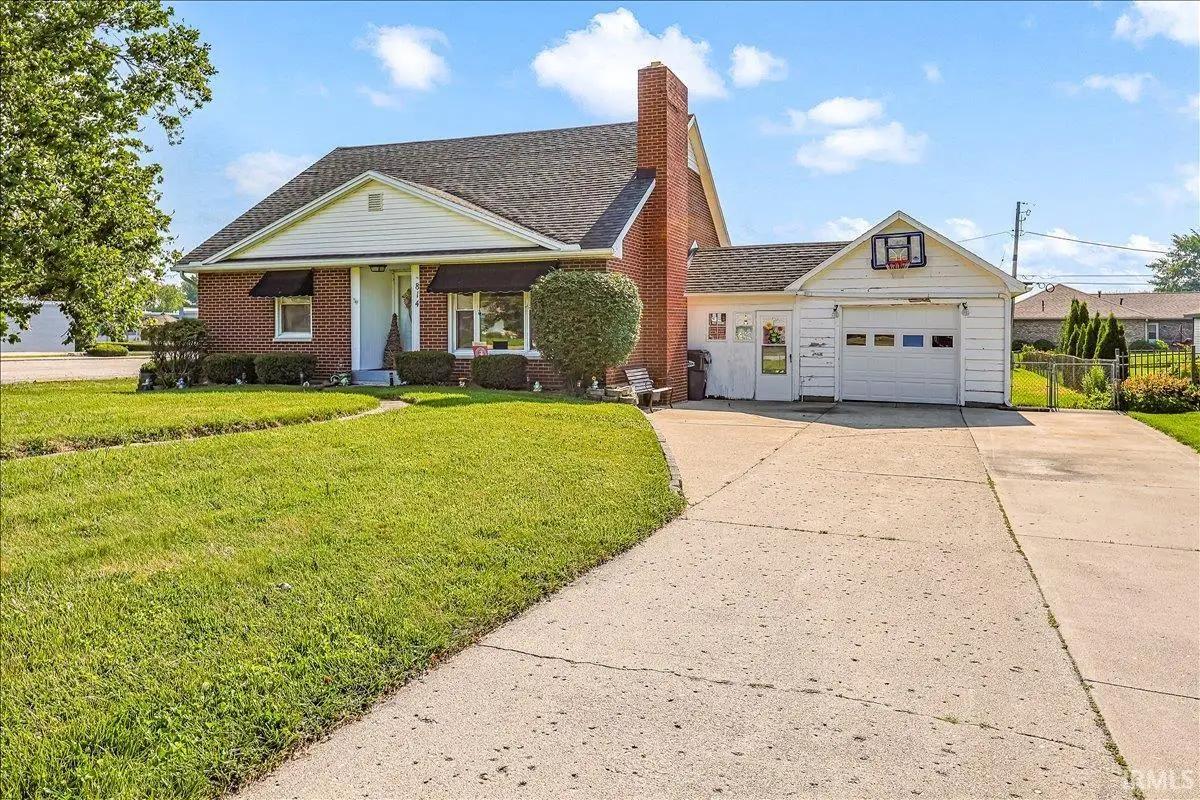 814 N Columbia Street, Union City, IN 47390 - #1