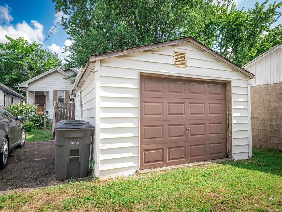 425 Maxwell Avenue, Evansville, IN 47711 - #2