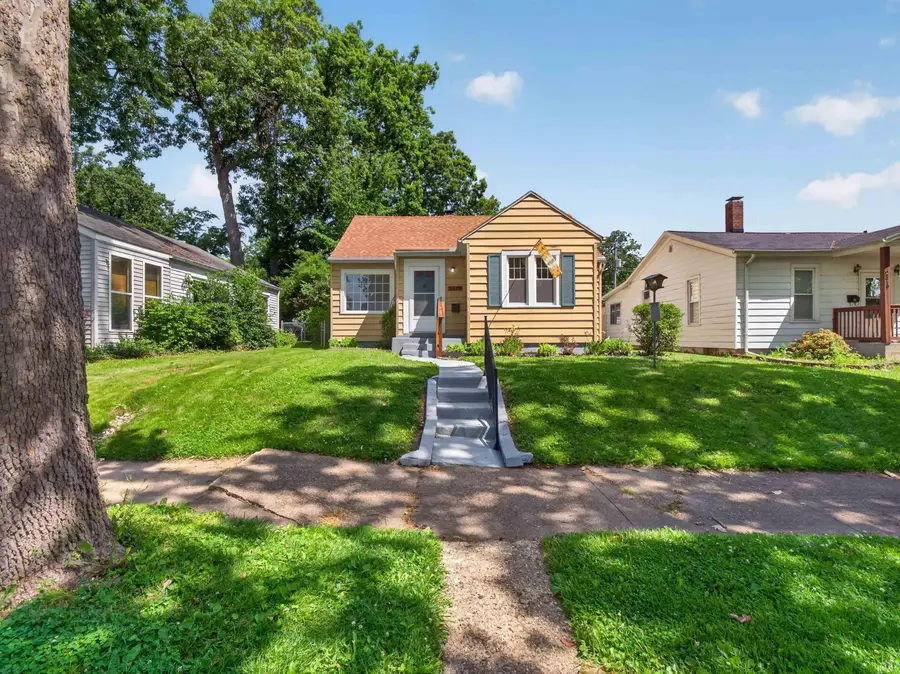 2315 Kenwood Avenue, Fort Wayne, IN 46805 - #2