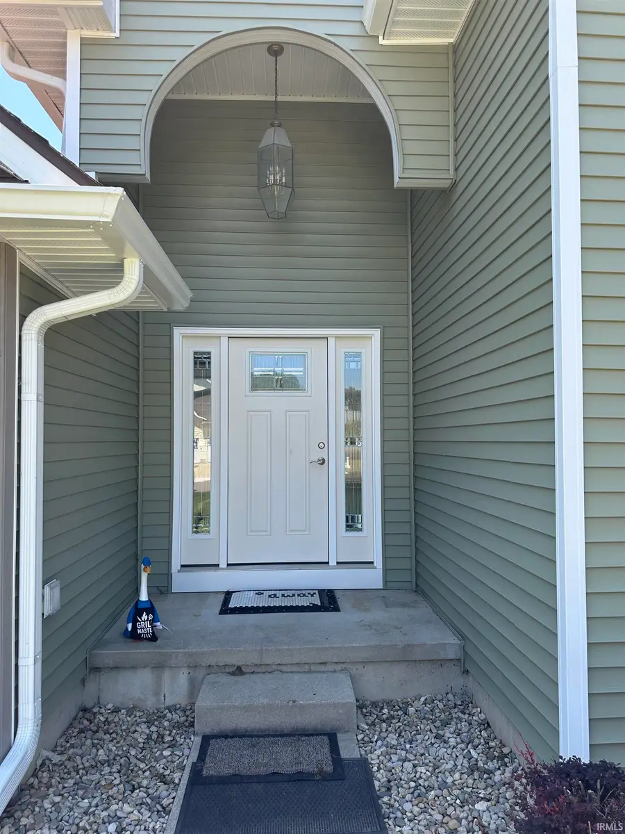 579 Oxford Drive, Wabash, IN 46992 - #2