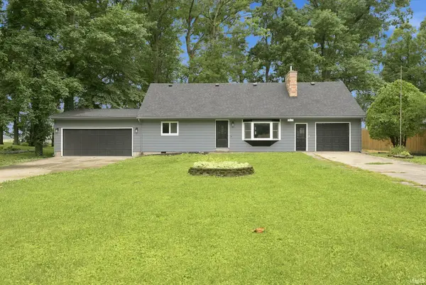 18111 Faylor Drive, Huntertown, IN 46748