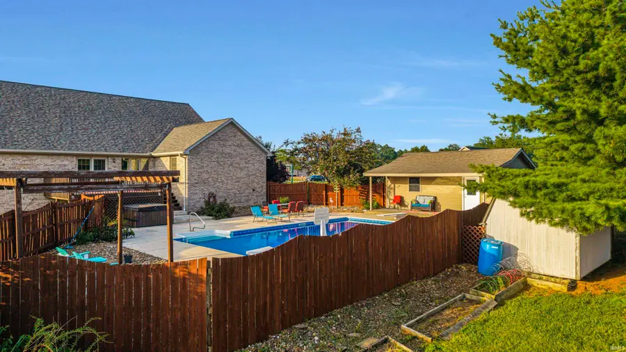 6651 Wade Park Drive, Wadesville, IN 47638 - #3