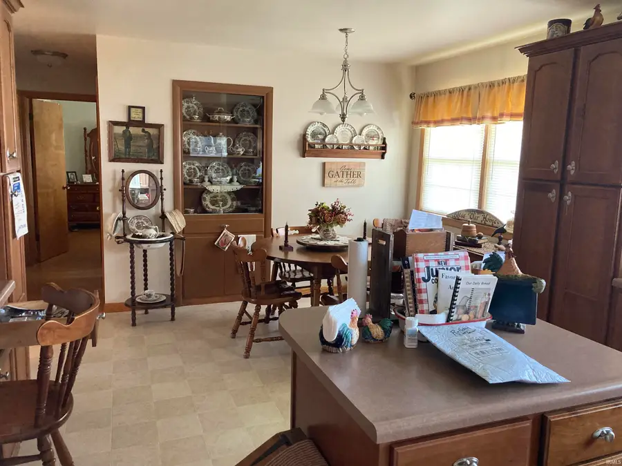 2355 S 950 East, Oakland City, IN 47660 - #3
