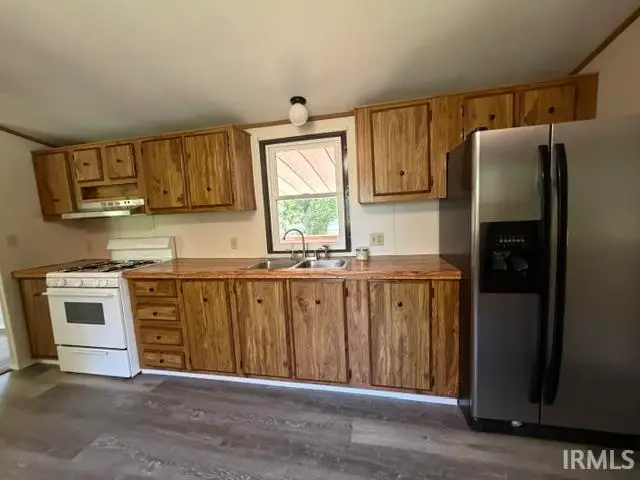 135 Lane 260, Angola, IN 46703 - #2