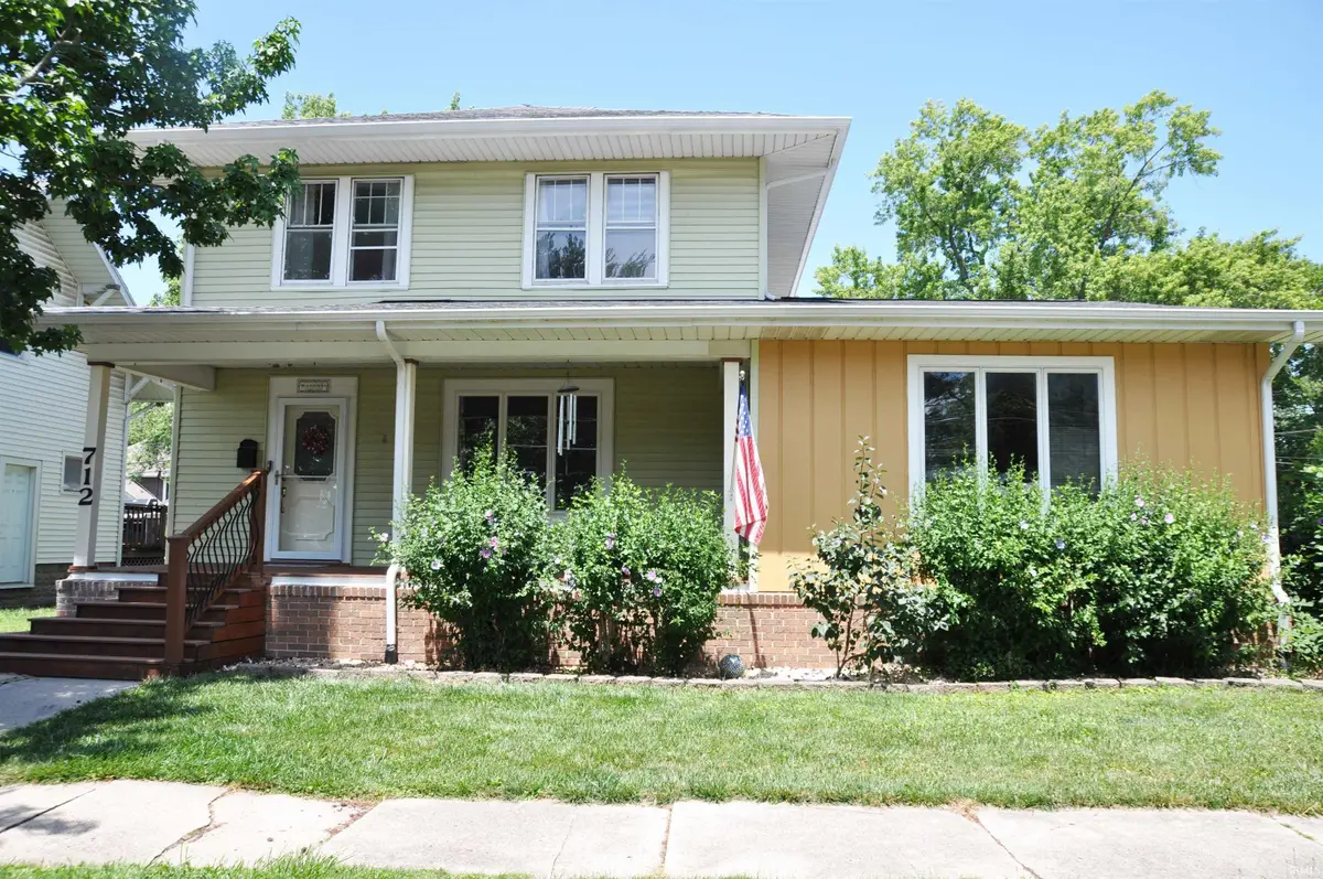 712 E Keyser Street, Garrett, IN 46738 - #1
