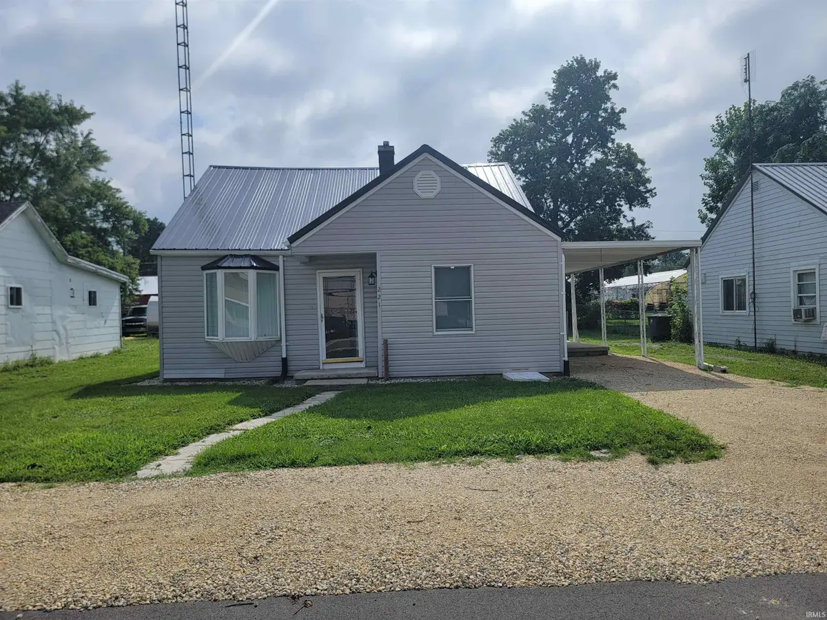 221 S Munson Avenue, Portland, IN 47371 - #1