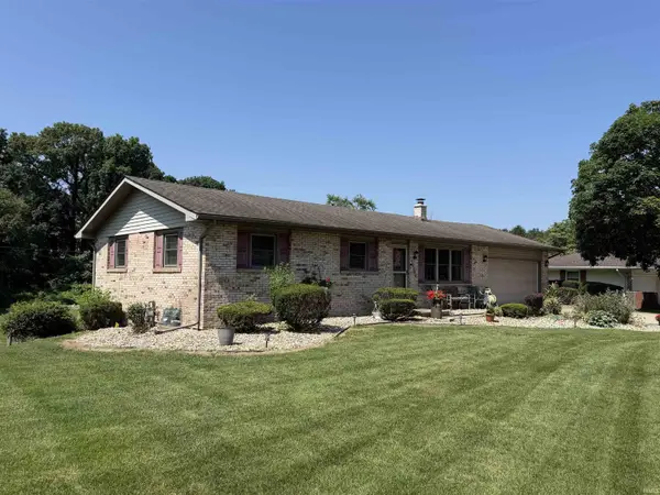 12584 Glen Oak Lane, Granger, IN 46530