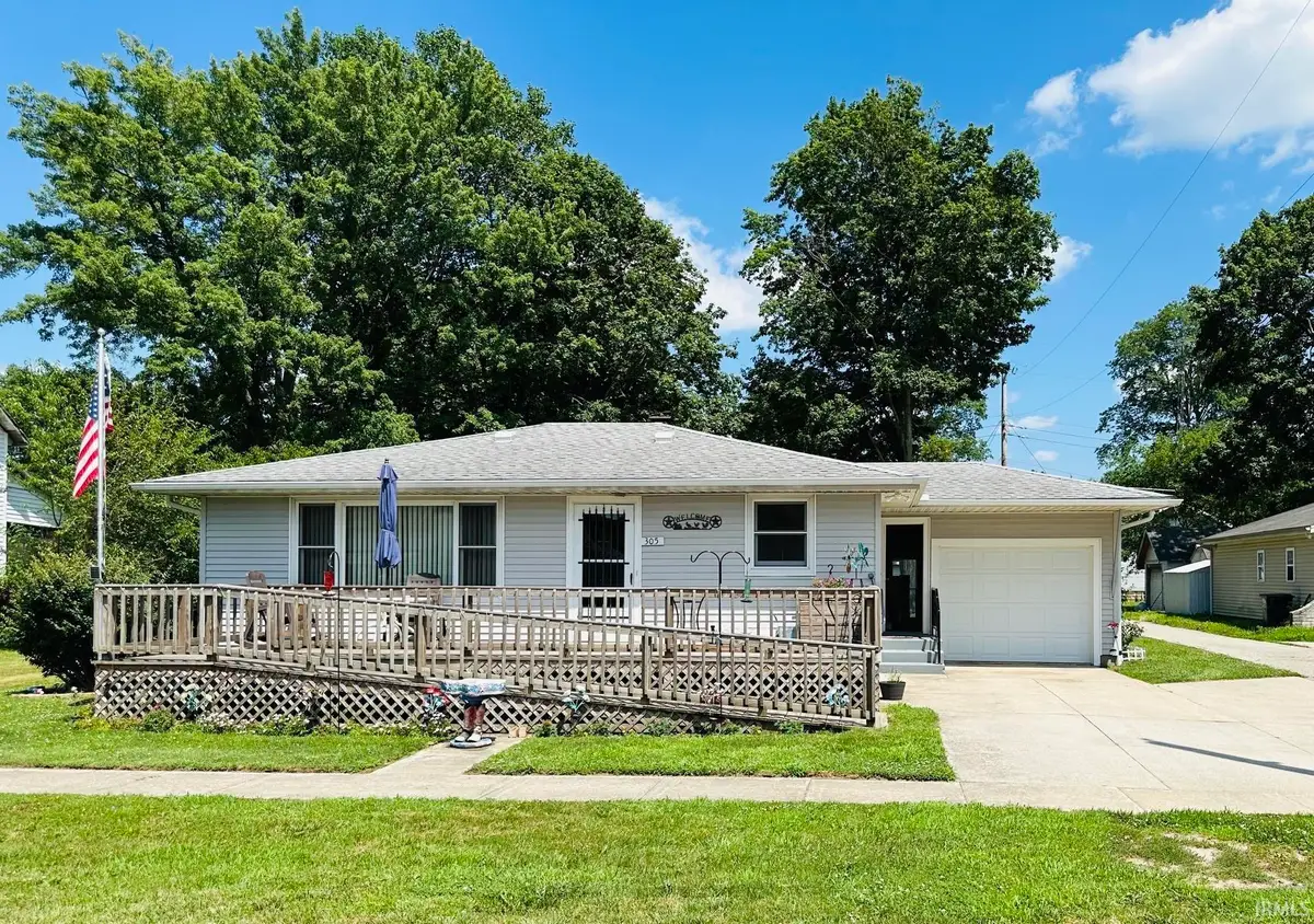 305 S Toner Street, Kewanna, IN 46939 - #1