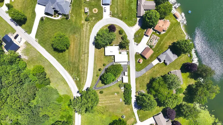 213 Willow Court, Kendallville, IN 46755 - #3