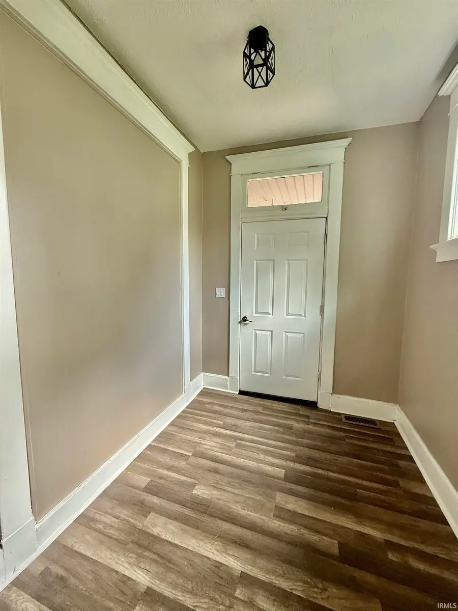 712 E Blackford Avenue, Evansville, IN 47713 - #3