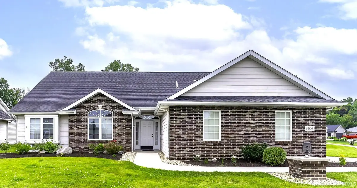 1906 Kelleys Landing, Fort Wayne, IN 46825 - #1