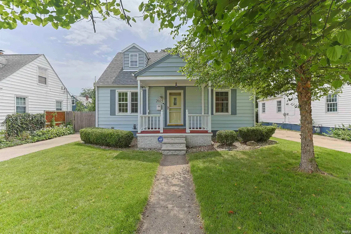 2025 Riverside Drive, South Bend, IN 46616 - #1