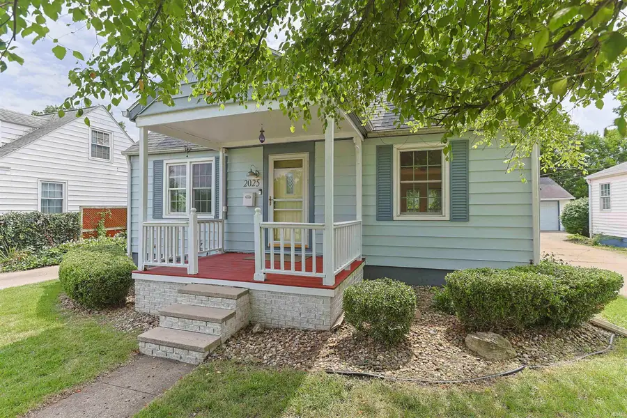 2025 Riverside Drive, South Bend, IN 46616 - #2