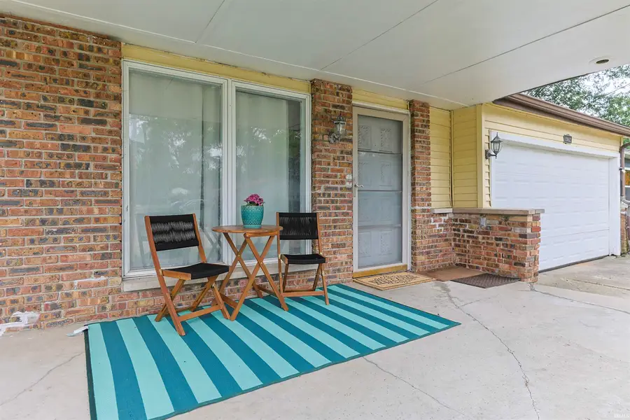 1982 Renfrew Drive, South Bend, IN 46614 - #3