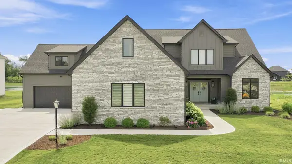 10664 Chesntnut Creek Boulevard, Fort Wayne, IN 46814