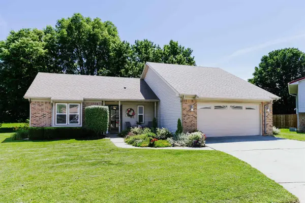 2006 Bedford Court, Huntington, IN 46750
