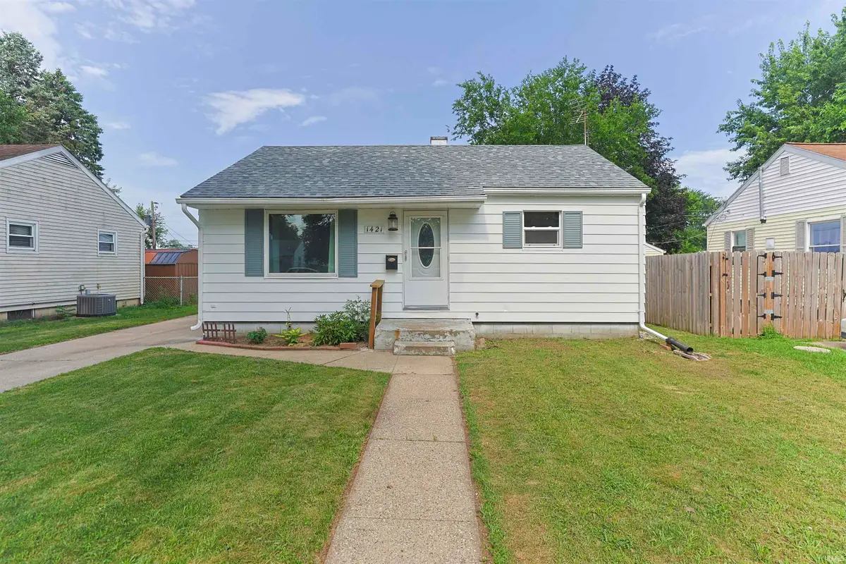 1421 Illinois Street, South Bend, IN 46628 - #1