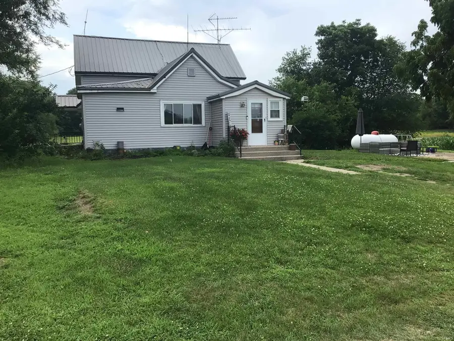 516 N 400 E, Winamac, IN 46996 - #3