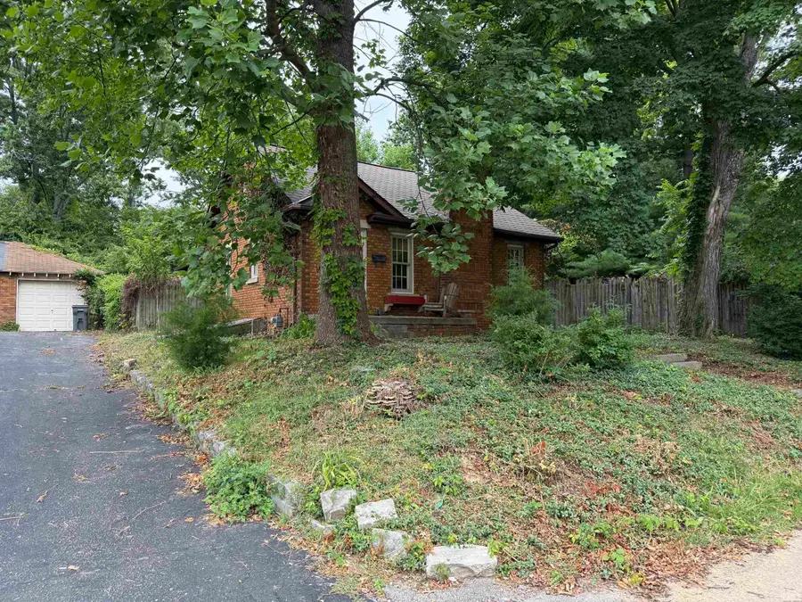 115 E Southern Drive, Bloomington, IN 47401 - #2