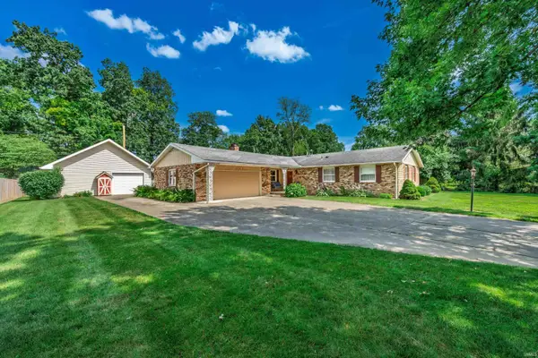 935 S Westchester Park Drive, Yorktown, IN 47396