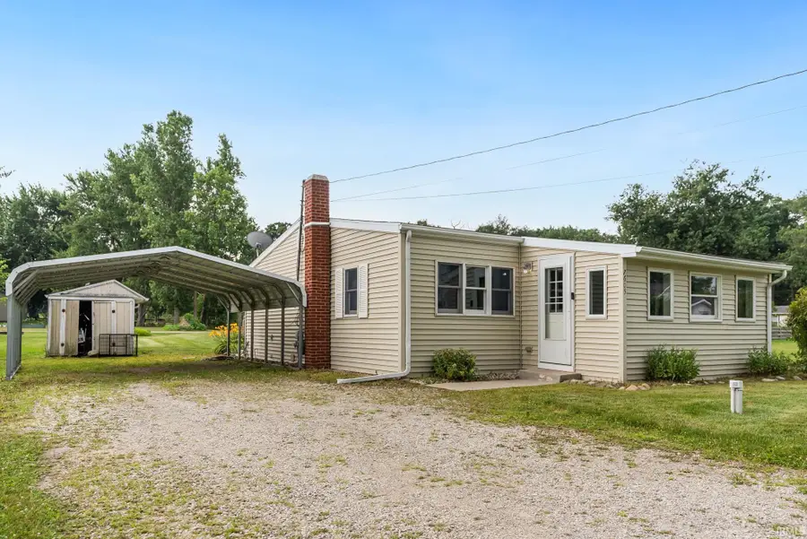 7605 W Forest Avenue, Warsaw, IN 46582 - #2
