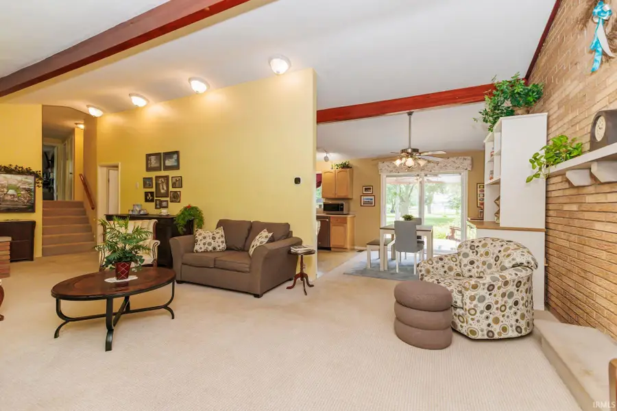1515 S Ridgeview Drive, Yorktown, IN 47396 - #3