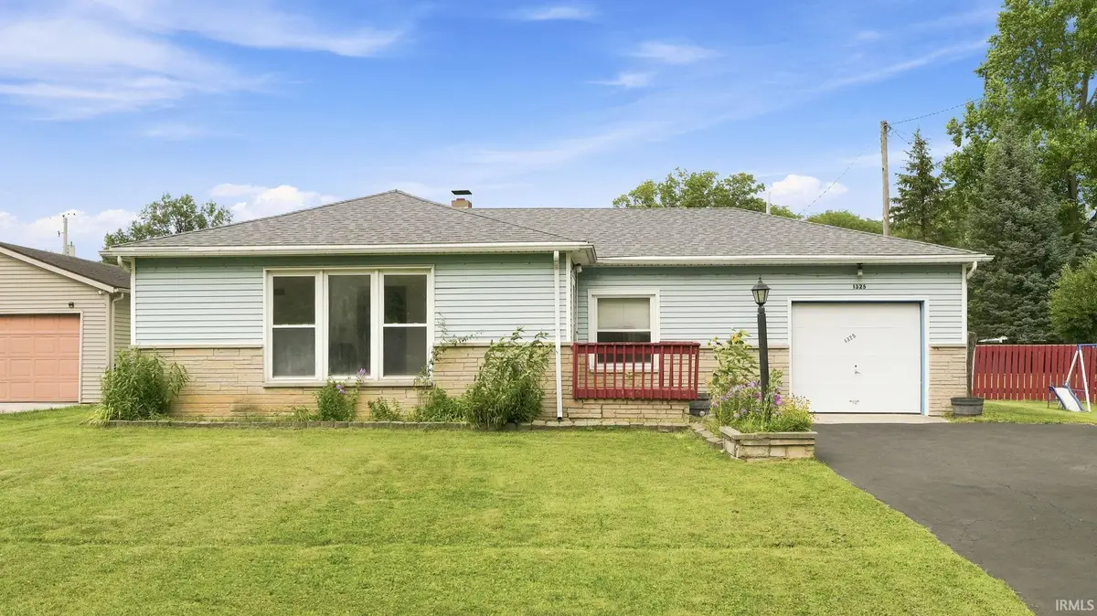 1325 Farwood Avenue, Fort Wayne, IN 46816 - #1