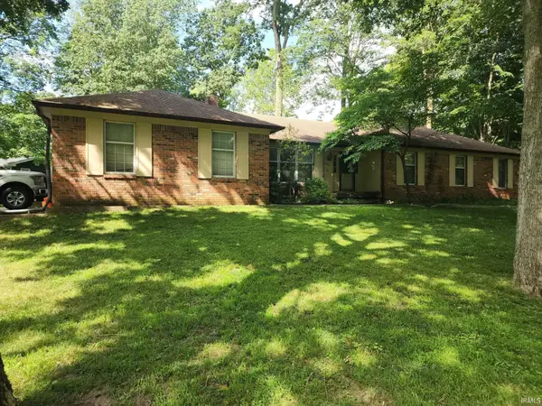 2925 E Bronswood Drive, Logansport, IN 46947