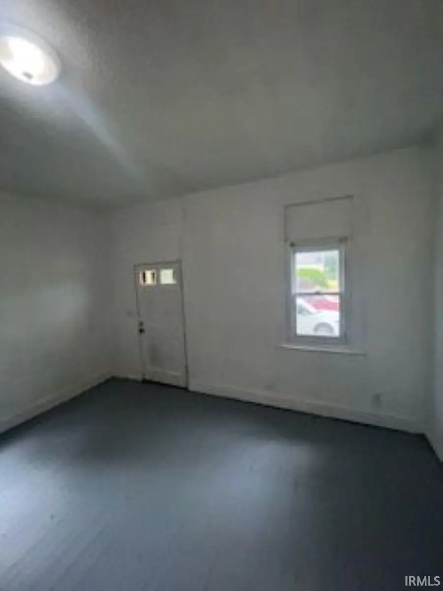 1800 N 6th Avenue, Evansville, IN 47710 - #2