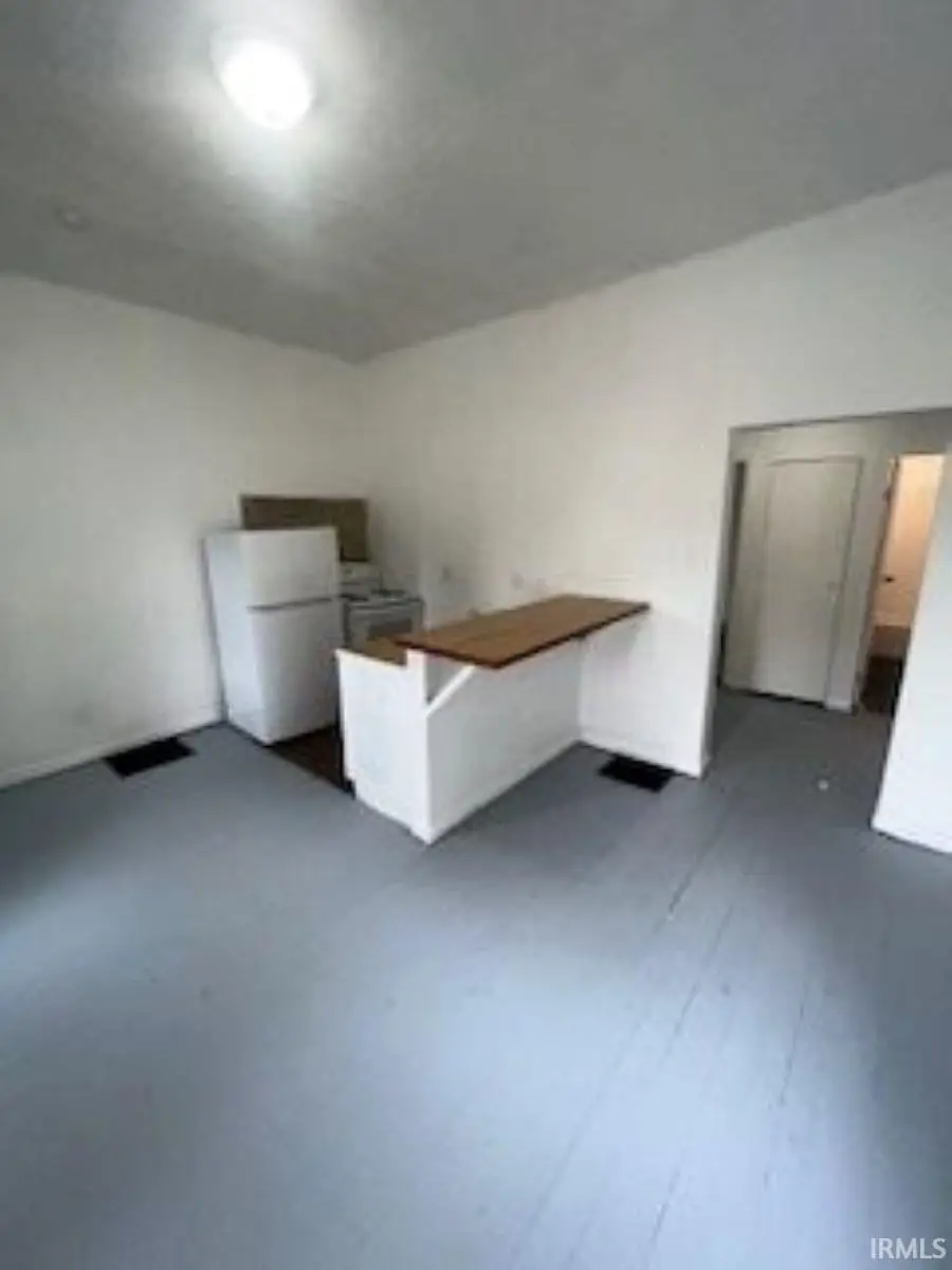 1800 N 6th Avenue, Evansville, IN 47710 - #3